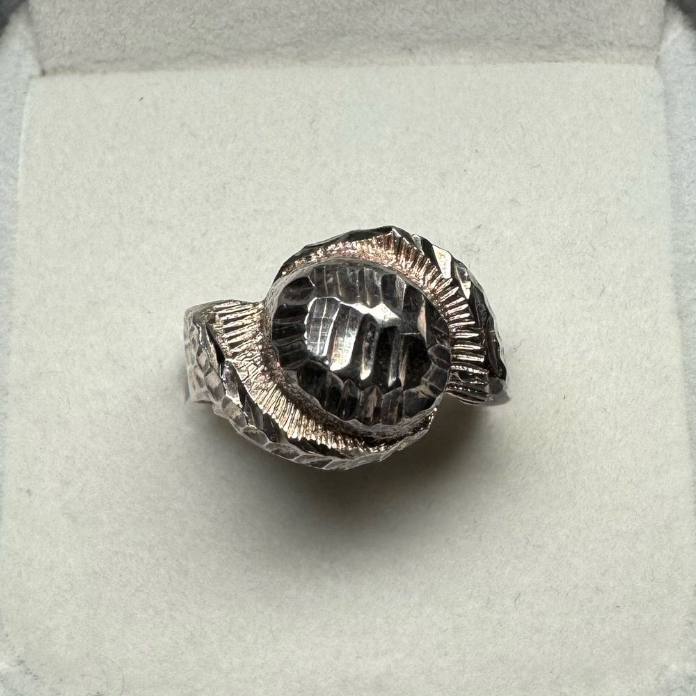 925 Sterling Silver Stamped Swirl Ring Size 7.25